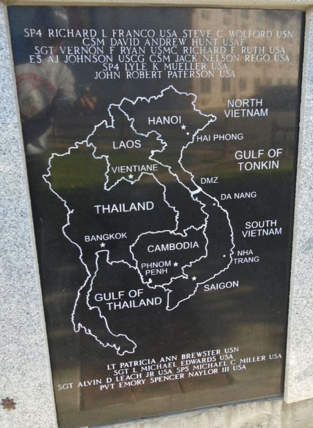 WESTERN SLOPE VIETNAM WAR MEMORIAL PARK HONOR ROLL PLAQUE