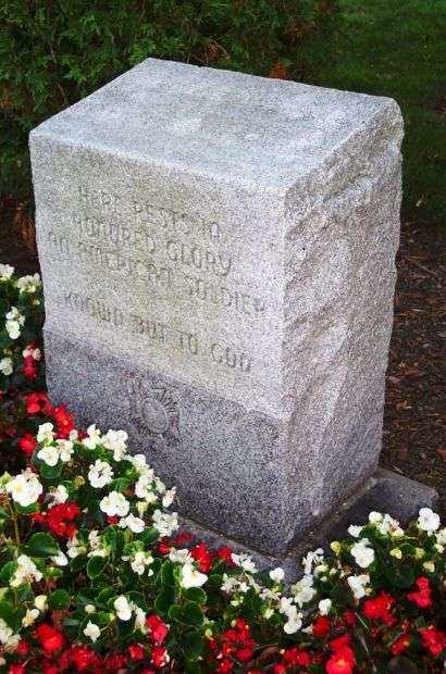UNKNOWN SOLDIER MEMORIAL