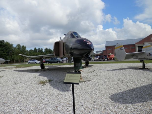 MCDONNELL DOUGLAS F4C “PHANTOM II” WAR MEMORIAL