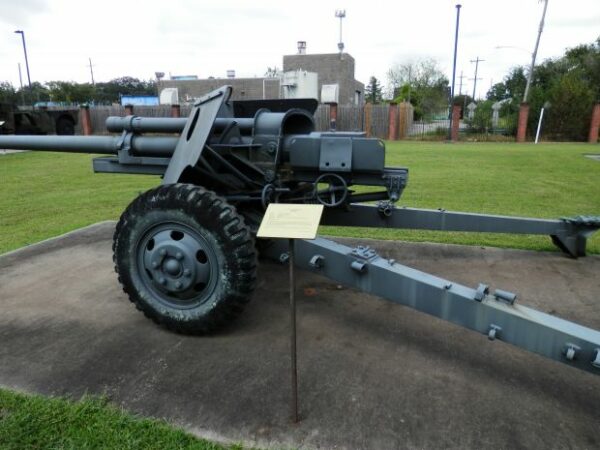 M5 3 INCH ANTI-TANK GUN UNITED STATES WAR MEMORIAL