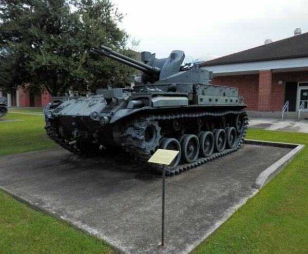 M42A1 “DUSTER” UNITED STATES WAR MEMORIAL