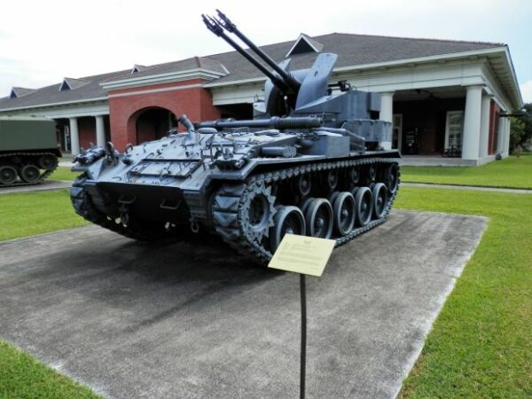 M19A1 “DUSTER” UNITED STATES WAR MEMORIAL