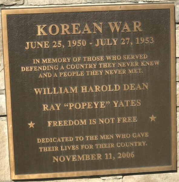 MIDDLETOWN, KY WAR VETERANS MEMORIAL PLAQUE B