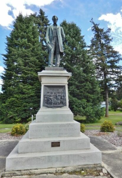 ABRAHAM LINCOLN STATUE AND PARK MEMORIAL