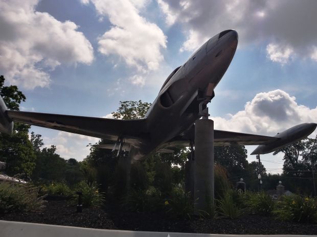 LOCKHEED T-33A SHOOTING STAR WAR MEMORIAL AIRCRAFT