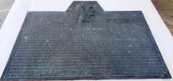 MOUNT CARMEL GETTYSBURG ADDRESS WAR MEMORIAL PLAQUE