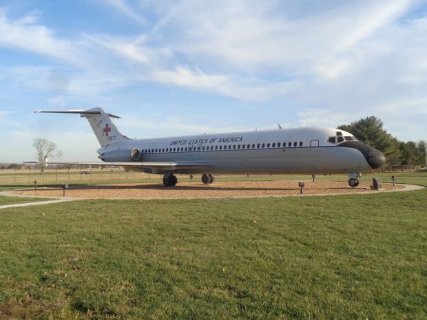 C-9A NIGHTINGALE 71-0877 WAR MEMORIAL AIRCRAFT