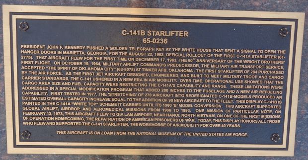 C-141B STARLIFTER 65-0236 WAR MEMORIAL AIRCRAFT PLAQUE
