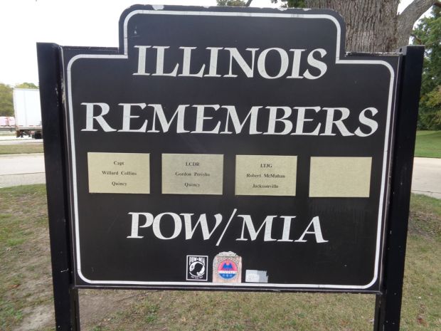 ILLINOIS REMEMBERS POW/MIA SHERMAN MEMORIAL PLAQUE