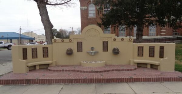 SCOTT COUNTY WAR VETERANS MEMORIAL