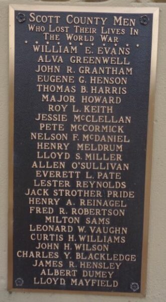 SCOTT COUNTY WAR VETERANS MEMORIAL PLAQUE B