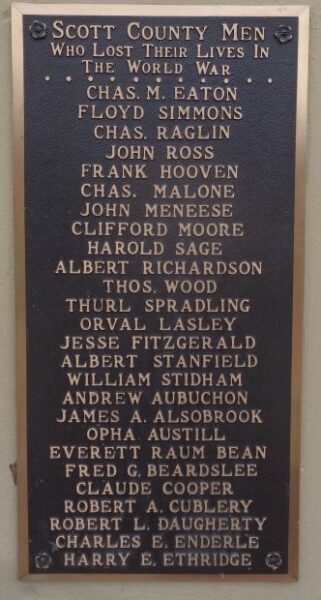 SCOTT COUNTY WAR VETERANS MEMORIAL PLAQUE A