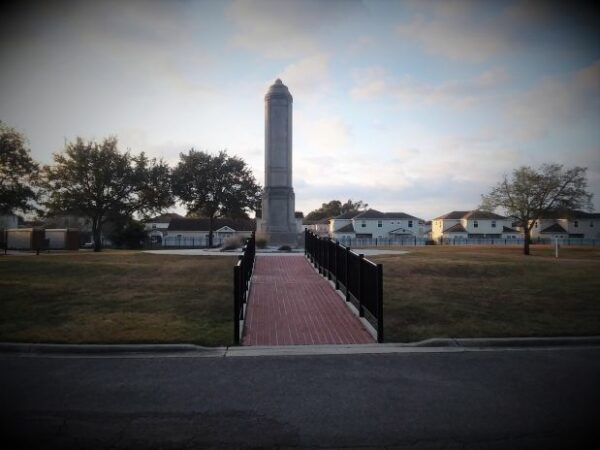 BILOXI NATIONAL CEMETERY VETERANS MEMORIAL
