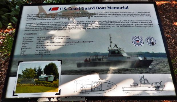 U.S. COAST GUARD BOAT MEMORIAL PLAQUE