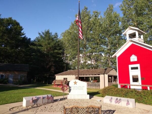 SANFORD WAR VETERANS MEMORIAL