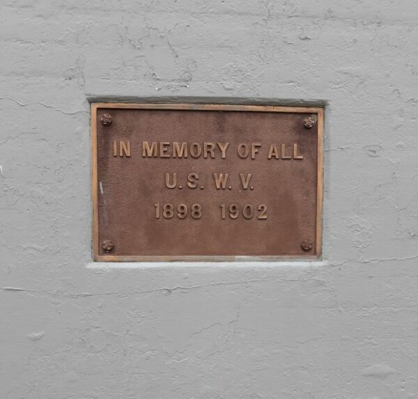 IN MEMORY OF ALL U.S.W.V. MEMORIAL PLAQUE