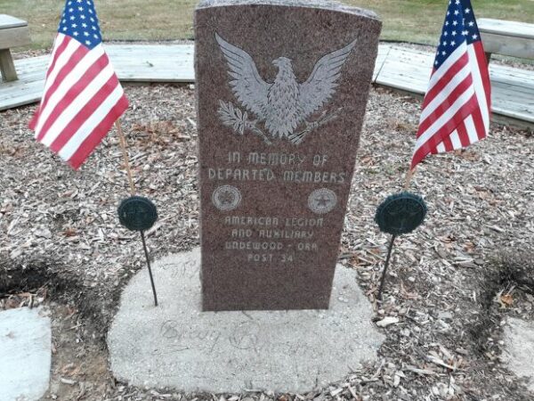 IN MEMORY OF DEPARTED MEMBERS MEMORIAL STONE