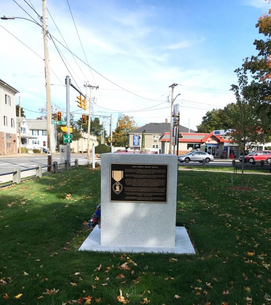 MANSFIELD THE PURPLE HEART MEDAL WAR MEMORIAL