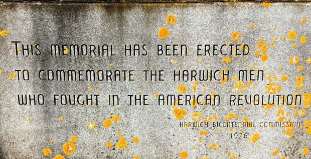 HARWICH REVOLUTIONARY WAR VETERANS MEMORIAL STONE