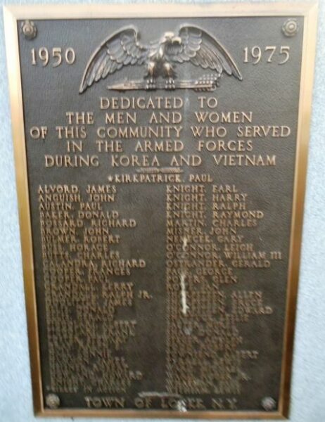 TOWN OF LOCKE WAR VETERANS MEMORIAL PLAQUE C