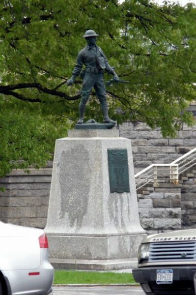 HIGH BRIDGE WORLD WAR MEMORIAL