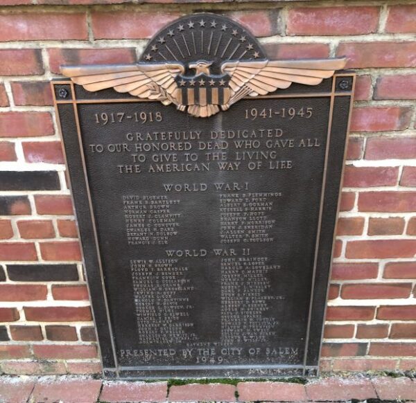 CITY OF SALEM WORLD WAR I AND WORLD WAR II MEMORIAL PLAQUE