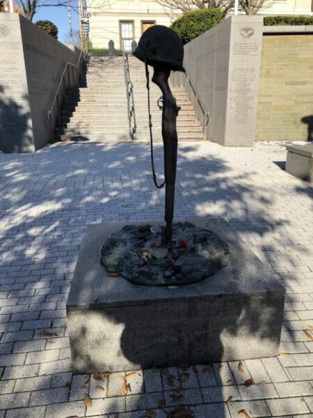 NEW JERSEY WORLD WAR II MEMORIAL BATTLEFIELD CROSS