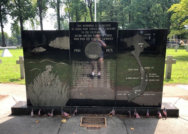 VINELAND VIETNAM SUPREME SACRIFICE WAR MEMORIAL