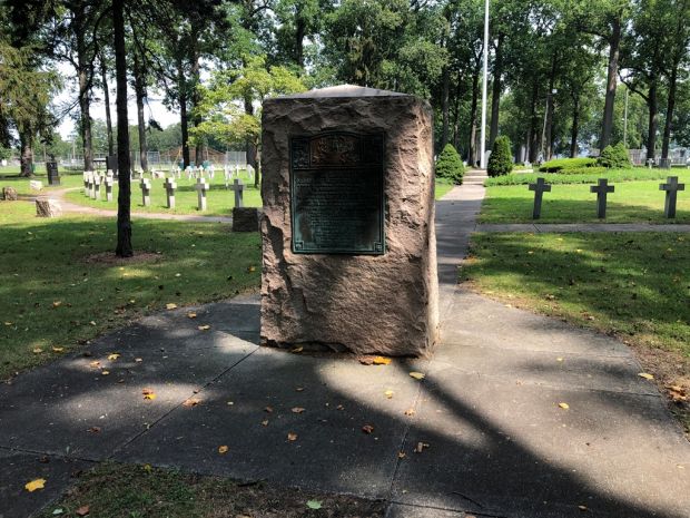 SOLDIERS AND SAILORS MEMORIAL CIRCLE
