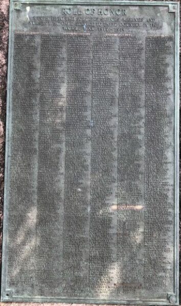 VINELAND WORLD WAR ROLL OF HONOR MEMORIAL PLAQUE