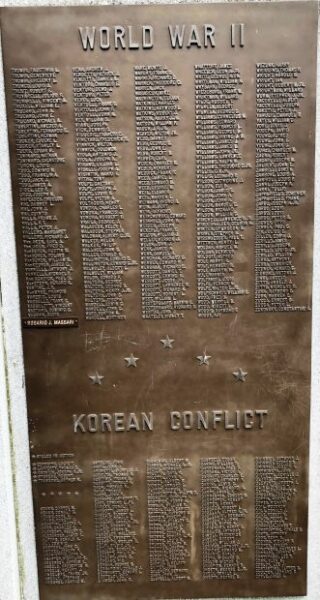 CITY OF VINELAND WAR VETERANS MEMORIAL PLAQUE G