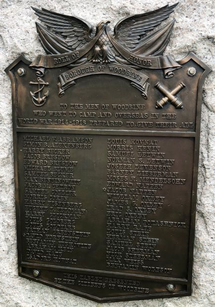WOODBINE ROLL OF HONOR WORLD WAR MEMORIAL PLAQUE