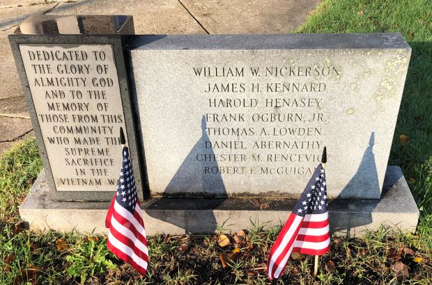 BURLINGTON, NJ VIETNAM WAR MEMORIAL