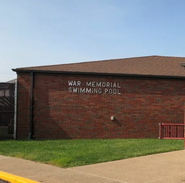 TORONTO WAR MEMORIAL SWIMMING POOL,