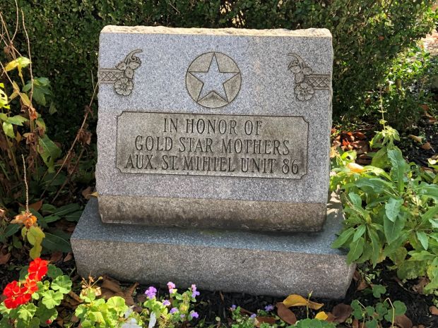 TORONTO GOLD STAR MOTHERS MEMORIAL