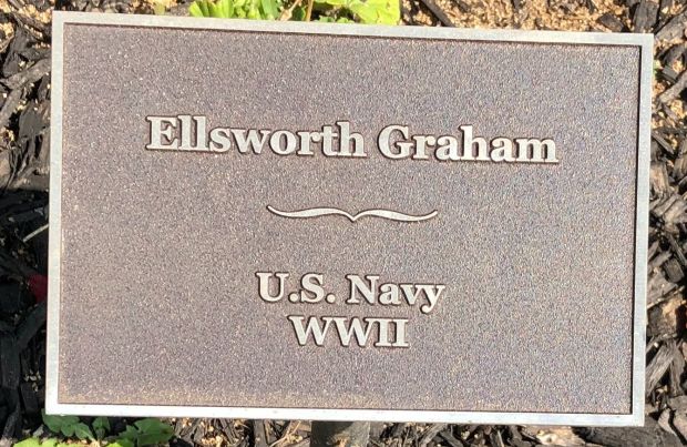 ELLSWORTH GRAHAM WAR MEMORIAL PLAQUE