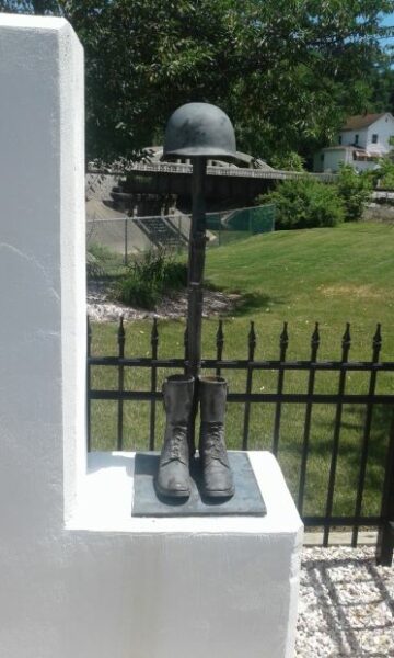 VILLAGE OF AMSTERDAM BATTLEFIELD CROSS MEMORIAL