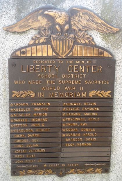 LIBERTY CENTER SCHOOL DISTRICT SUPREME SACRIFICE WORLD WAR II MEMORIAL PLAQUE