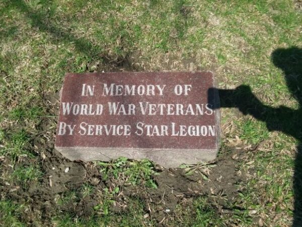 SERVICE STAR LEGION WORLD WAR VETERANS MEMORIAL