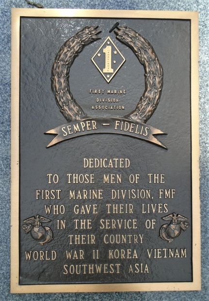 FIRST MARINE DIVISION WAR VETEANS MEMORIAL PLAQUE