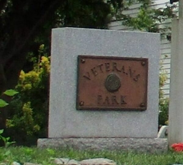 TOTTENVILLE VETERANS PARK MEMORIAL PLAQUE