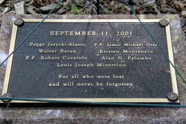DE MATTI PARK SEPTEMBER 11, 2001 MEMORIAL PLAQUE