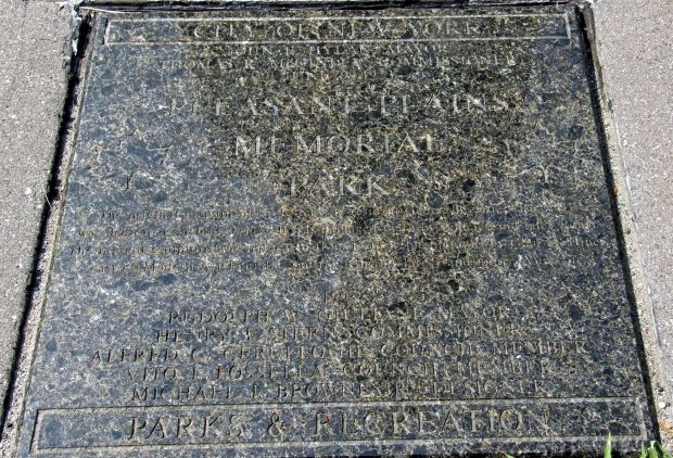 FIFTH WARD WORLD WAR MEMORIAL PLAQUE B