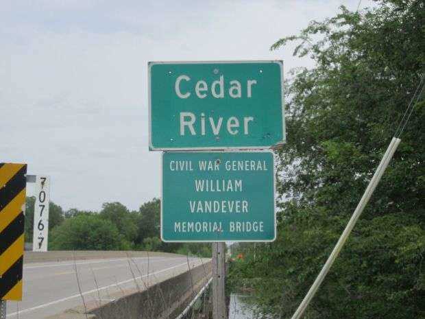 GENERAL WILLIAM VANDEVER MEMORIAL BRIDGE