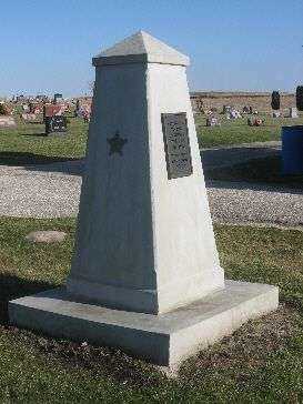 SPRINGVILLE CEMETERY UNKNOWN WAR DEAD MEMORIAL
