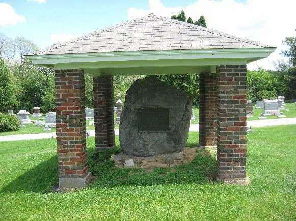 GETTYSBURG BOULDER MEMORIAL