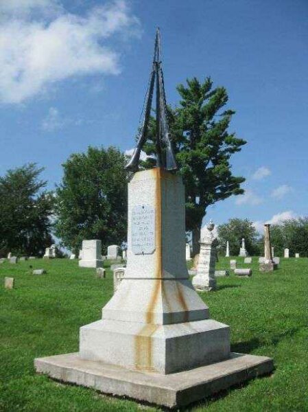 MT. VERNON FALLEN HEROES MEMORIAL