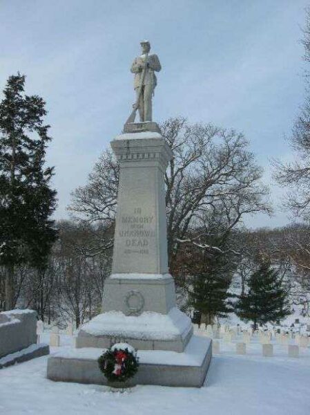KEOKUK’S NATIONAL CEMETERY CIVIL WAR UNKNOWN DEAD MEMORIAL