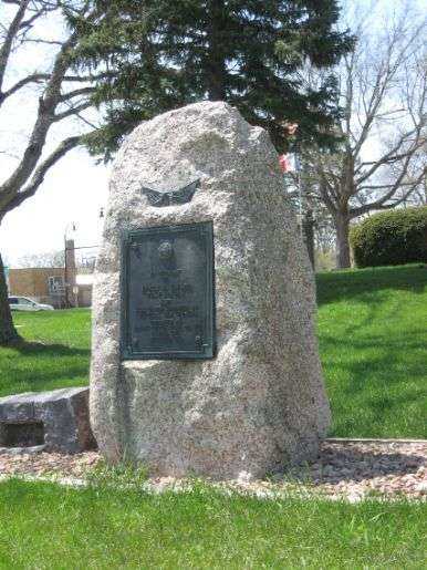 W.R.C. NO. 208 CIVIL WAR MEMORIAL