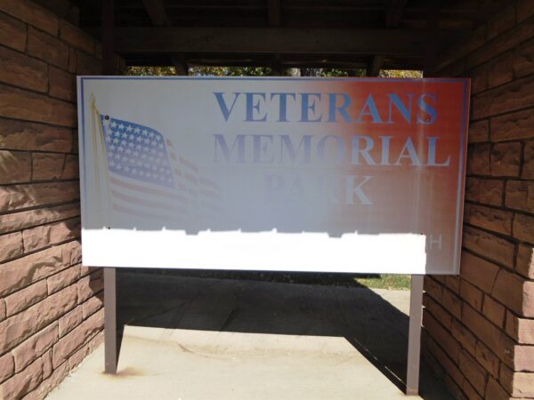 MONTICELLO VETERANS MEMORIAL PARK MARKER